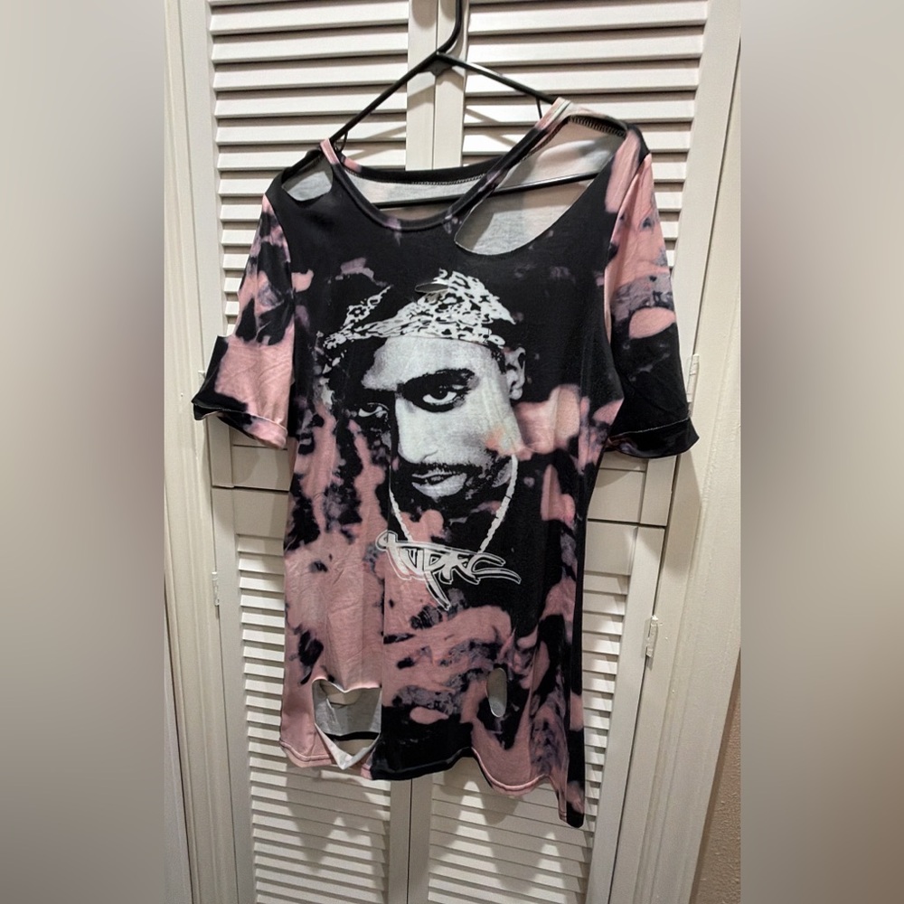 Black and Pink Graphic Women’s T-Shirt Dress